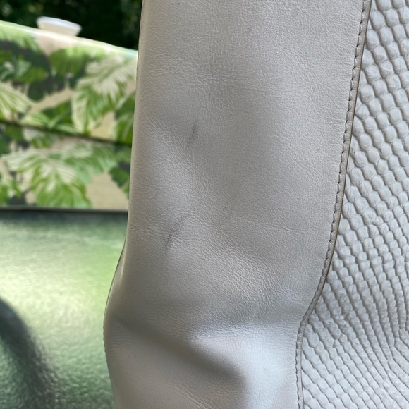 Coach Tote 14x15 - Picture 4 of 7